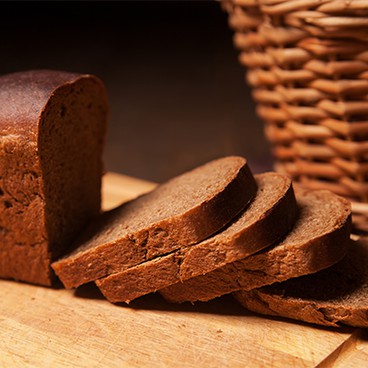 Dark rye bread loaf – healthy options